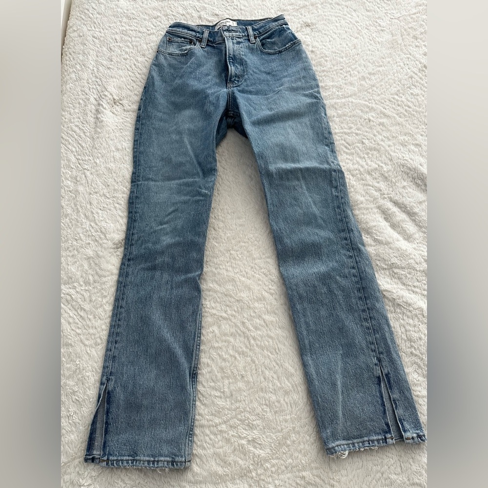 a&f 90s straight ultra high rise curve love jeans